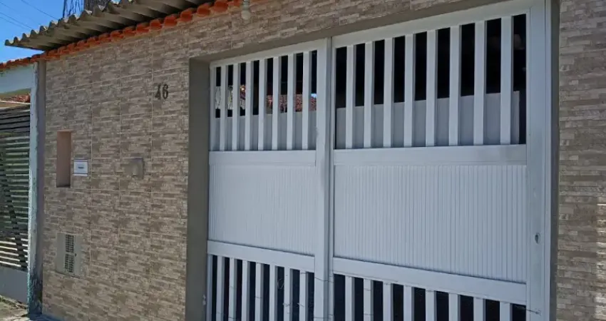 Casa  a  venda  em itanhaem   semi mobiliada    com 2 dormitorios  2 vagas