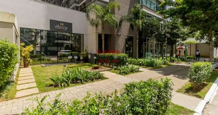 Studio de 33m² em moema: funcionalidade e conforto ao lado do metrô 