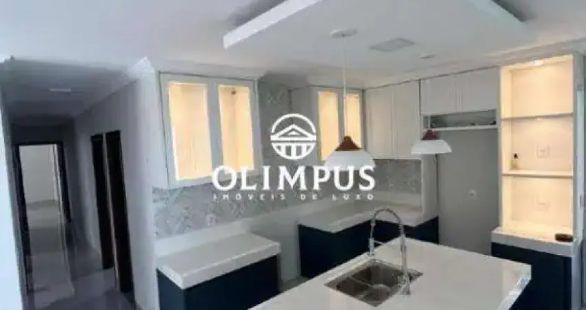 Casa térrea, construída em terreno de 360m, com 290 m de área construída.