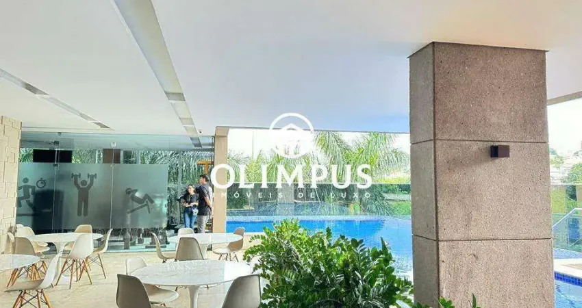 Apartamento novo om amplo espaço e armários embutidos.