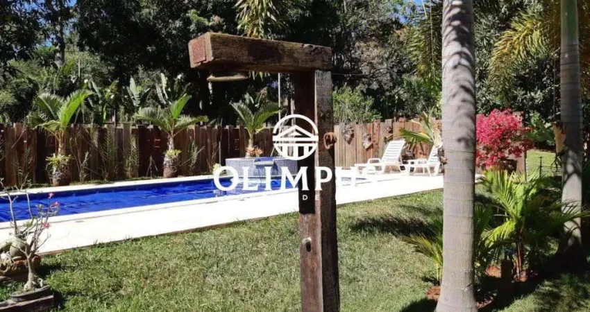 Casa em condomínio fechado com 6 quartos à venda no Morada do Sol, Uberlândia 
