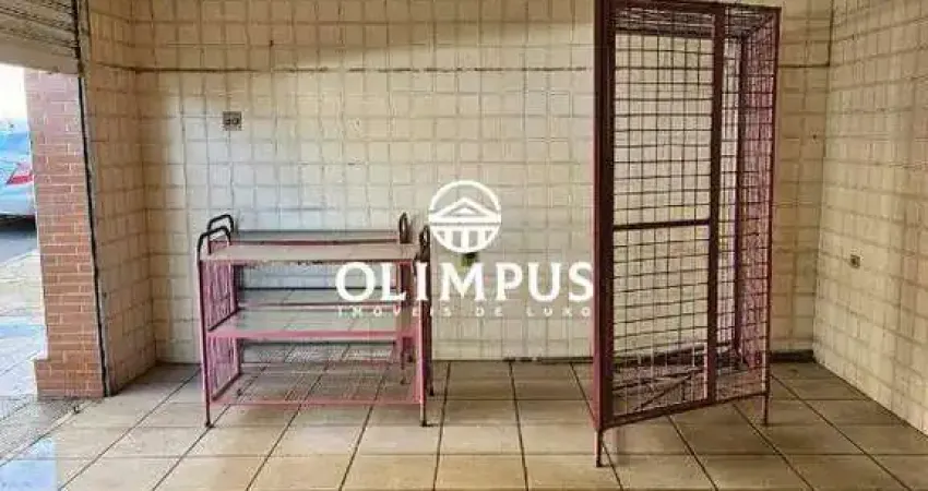 Ótimo imóvel comercial com área 250m² localizado no bairro Martins.
