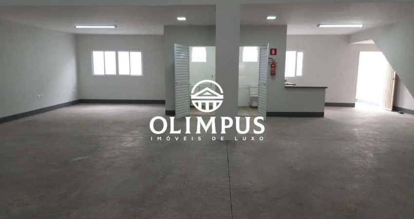 Excelente galpão em uma grande avenida com 210M2 e 70m2 de mezanino e em ótimo bairro
