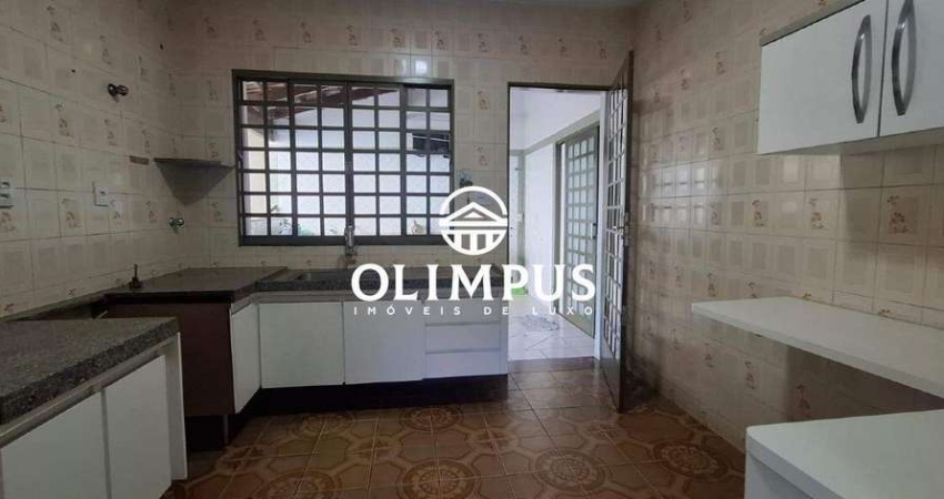 Ótima casa de 185m² localizada no Bairro Tabajaras