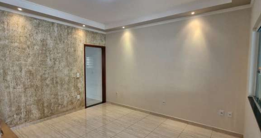 Casa à venda em Indaiatuba-SP, Parque das Nações: 2 quartos, 1 suíte, 2 salas, 2 banheiros, 2 vagas, 111,43m². Confira!
