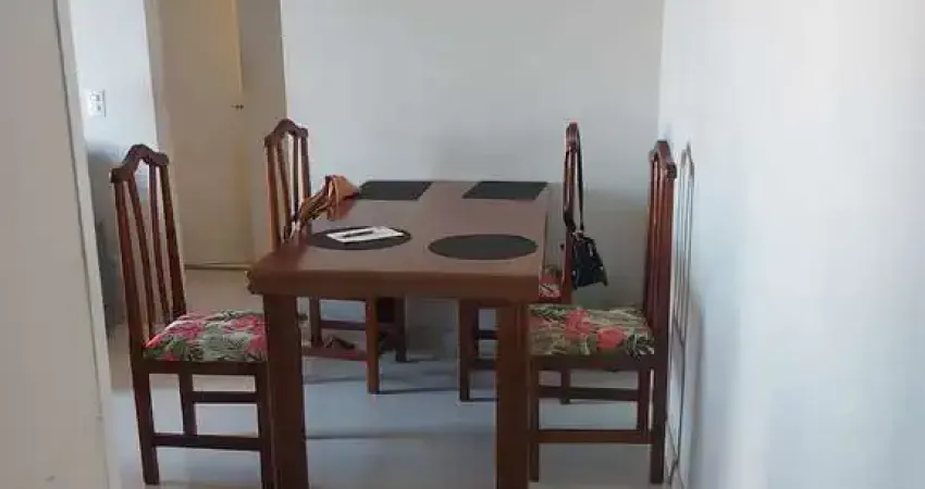 Apto com 2 Dormitorios, WC. Social, Sala 2 ambientes com sacada, Cozinha planejada, A.S., 1 Vaga de garagem coberta. Portaria 24 hs., Piscina, Playground,  Quadra esportiva, Bicicletário, Área gourmet