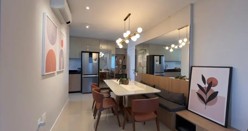 Apartamento mobiliado em balneário camboriú com 2 quartos sendo 1 suíte