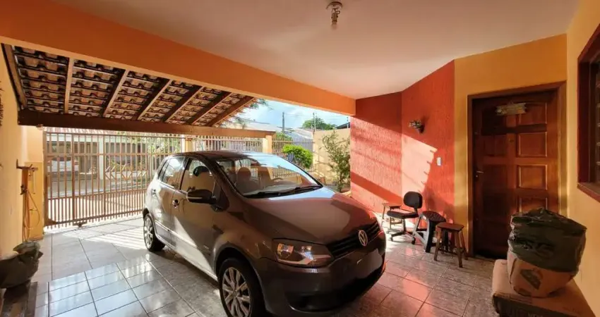 Casa com edícula à venda no bairro Coliseu, Londrina, PR