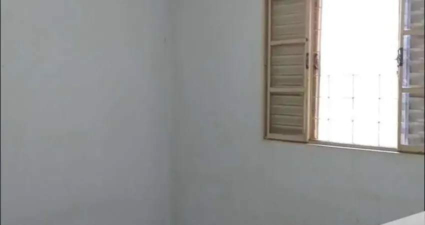 Casa com 3 quartos à venda no Jardim Montecatini, Cambé 