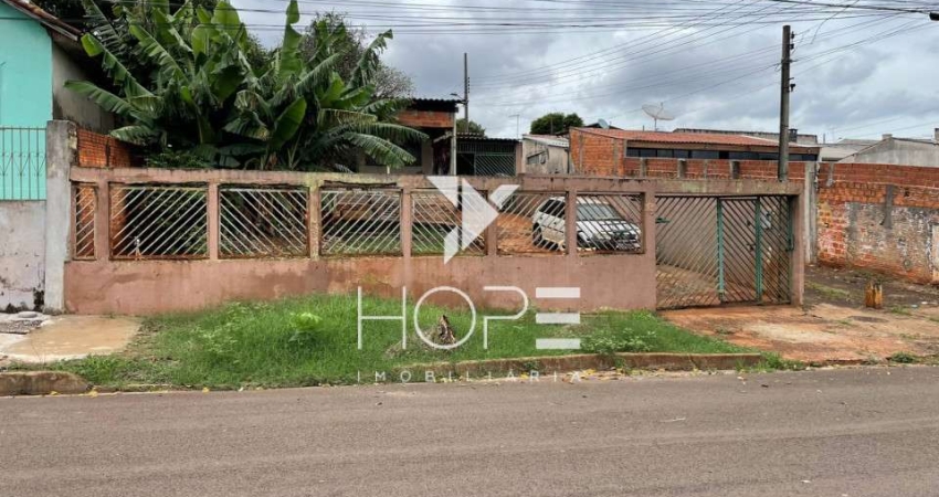 TERRENO COM EDÍCULA NO OURO VERDE R$ 129.000