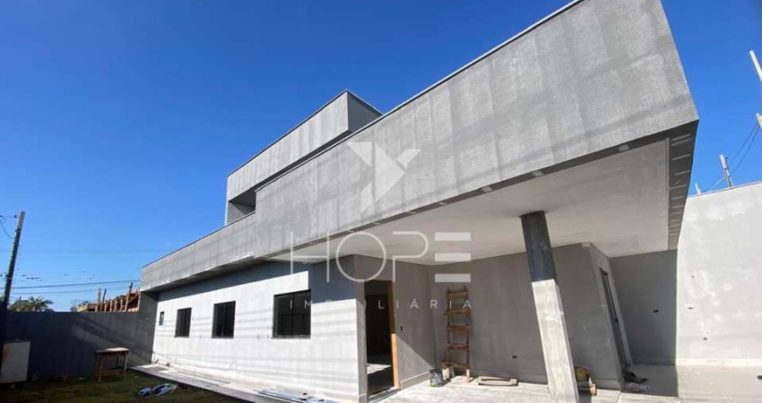 EXCELENTE CASA DE ESQUINA, PRÓXIMO A AV. ARTHUR THOMAS