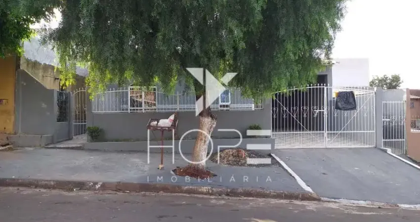 Casa com 4 quartos à venda no Jardim Silvino, Cambé