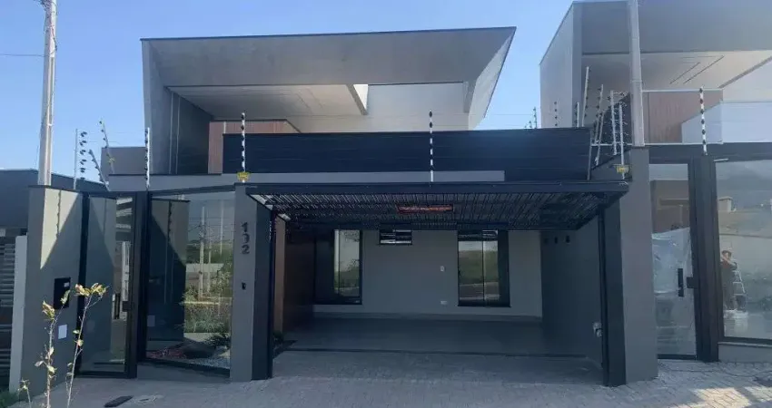 Casa com 1 quarto à venda na Rua Pioneiro Jones Sales Pontes, 196, Jardim Munique, Maringá