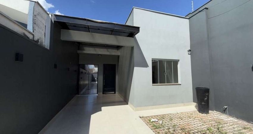 Casa com 2 quartos à venda na Rua Miguel Romeiro, 445, Jardim Três Lagoas, Maringá