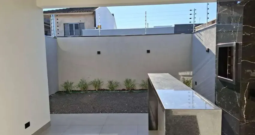 Casa com 3 quartos à venda na Rua Pioneiro Nilso Costa, 389, Jardim Três Lagoas, Maringá