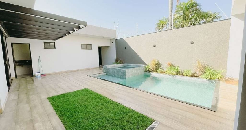 Casa com 4 quartos à venda na Rua Nelson de Britto, 688, Jardim Michelangelo, Maringá