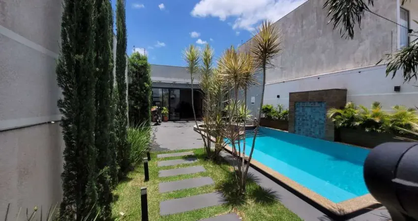 Casa à venda na Rua Yutaka Shima, 131, Conjunto Habitacional Requião, Maringá