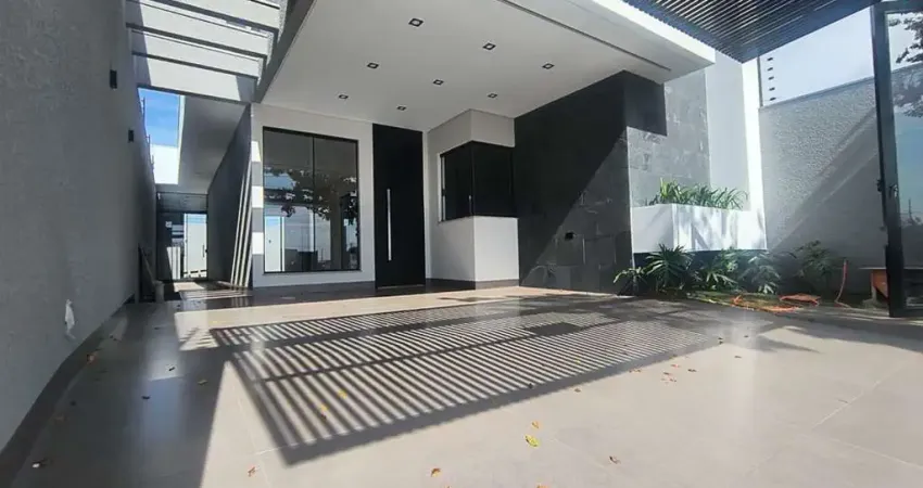Casa com 3 quartos à venda na Rua Guilherme Augusto Ribeiro Silva Carvalho, 178, Jardim Oriental, Maringá