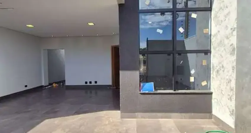 Casa com 3 quartos à venda na Rua José Miranda Ferraz, 153, Jardim Espanha, Maringá