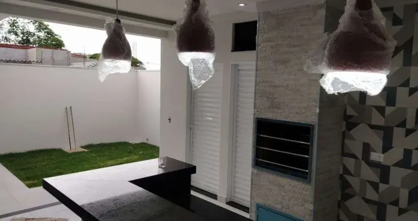 Casa com 3 quartos à venda na Rua Uruguai, 302, Jardim Alvorada, Maringá