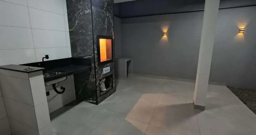 Casa com 3 quartos à venda na Rua Pioneira Maria Aparecida Araújo de Siqueira, 70, Loteamento Sumaré, Maringá