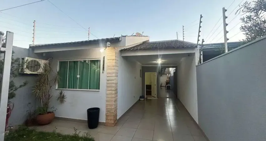 Casa com 3 quartos à venda na Rua Pioneiro Exaltino Pereira Boa Sorte, 2124, Jardim Atami, Maringá