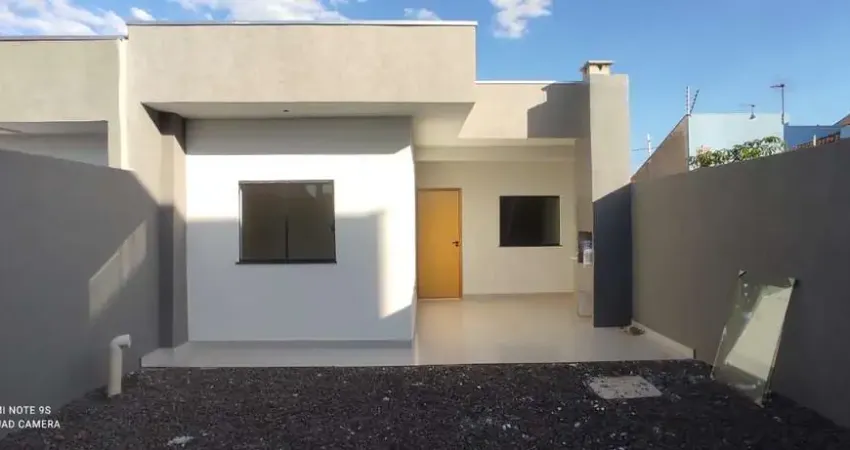 Casa com 3 quartos à venda na Rua Pioneiro Olindo Alcini, 221, Jardim Campo Belo, Maringá