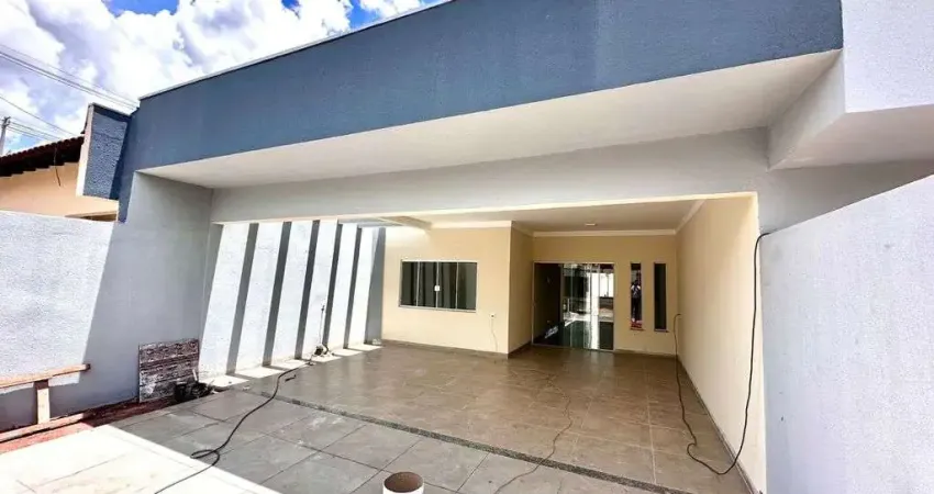Casa com 3 quartos à venda na Rua Bogotá, 488, Vila Morangueira, Maringá