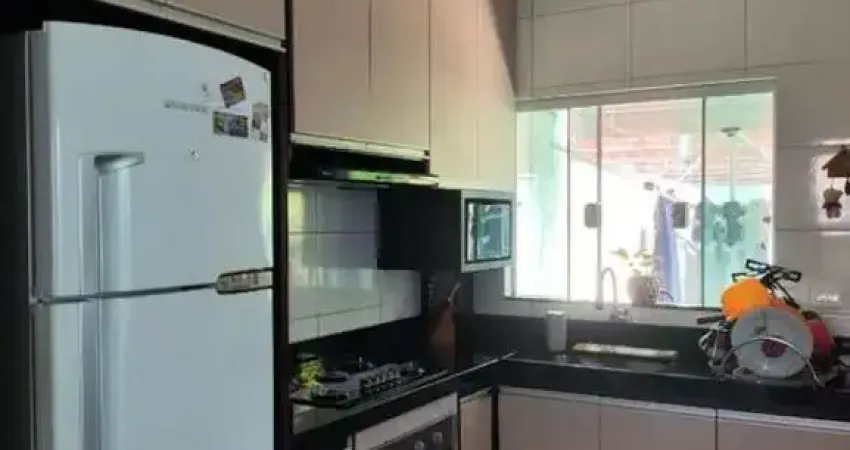 ? CASA COM 2 QTOS NO JARDIM KAKIMORI EM FLORESTA ?✨
