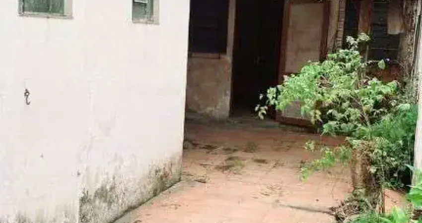 BROOKLIM PAULISTA Casa para reformar 143M², 2 dormitórios, 1 vaga, ótima localização e valor !!!