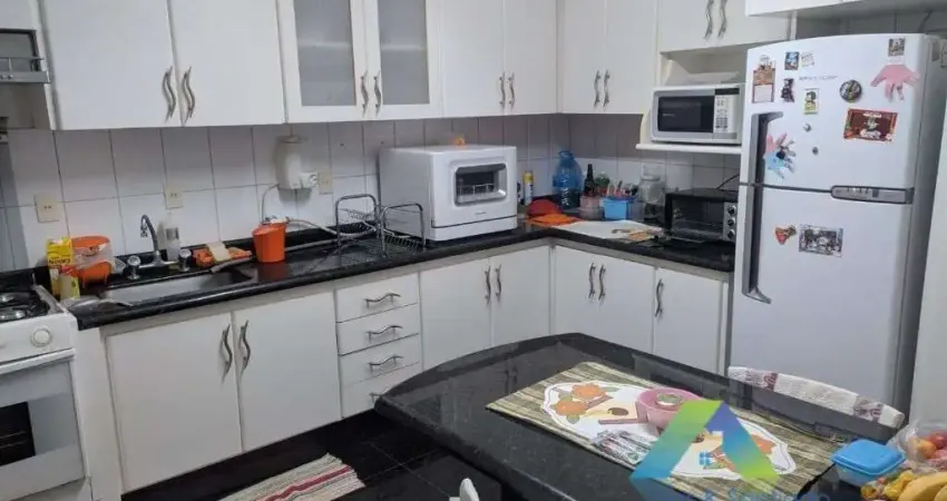 VILA BELA Sobrado Condomínio Fechado 98M², 3 dormitórios, 2 vagas ótima localização e valor !!!