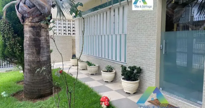Casa de alto padrão e fino acabamento com 360m² em região privilegiada na região do Jardim da Saúde!
