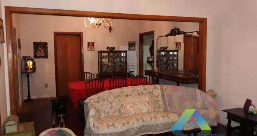 CASA DE 400 M² 3 DORMITORIOS, 4 VAGAS COM OTIMA LOCALIZAÇÃO E VALOR !!!