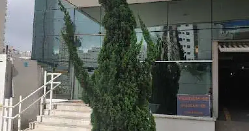 Casa comercial à venda na Avenida Iraí, Moema, São Paulo