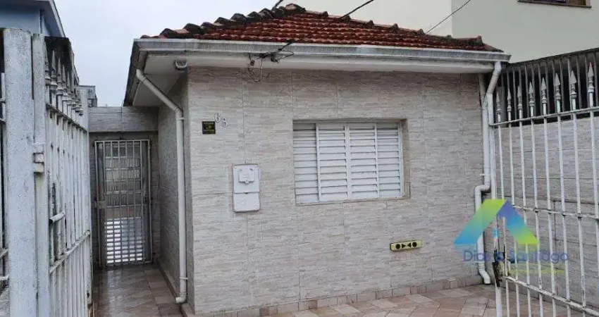 Casa Terrea com 2 dormitórios,  110 m² em localização privilegiada na área nobre da Vila das Mercês - Saude/SP