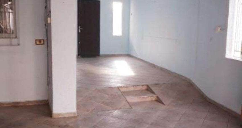 Lindo sobrado com 4 dormitórios com 3 vagas de garagem com localização privilegiada.