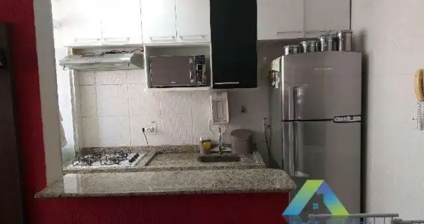 Lindo Apartamento com 2 dormitórios, 1 vaga excelente localização com facil acesso a comércios e principais avenidas