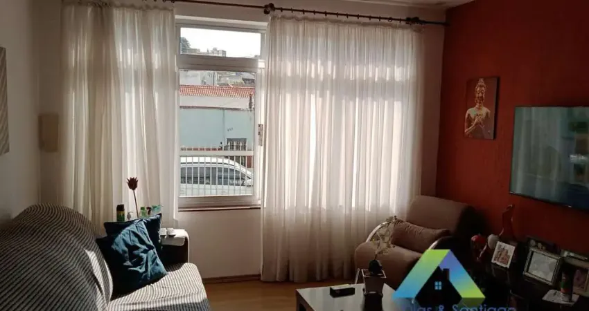 Casa com 3 quartos à venda na Rua Abagiba, Saúde, São Paulo