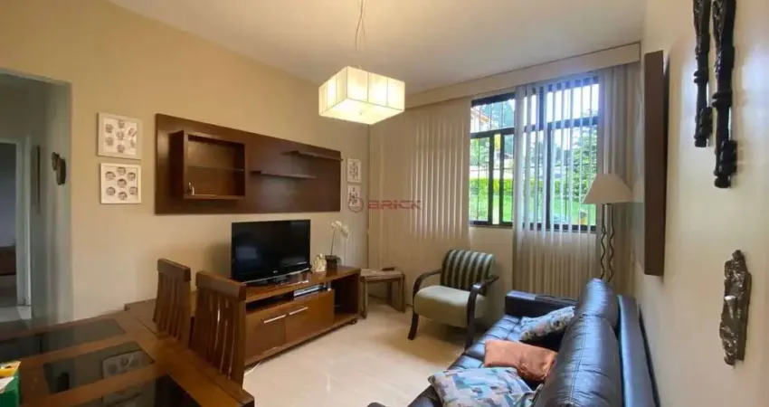 Apartamento térreo com 2 quartos sendo 1 suíte, 58 m² na Tijuca - Teresópolis/RJ
