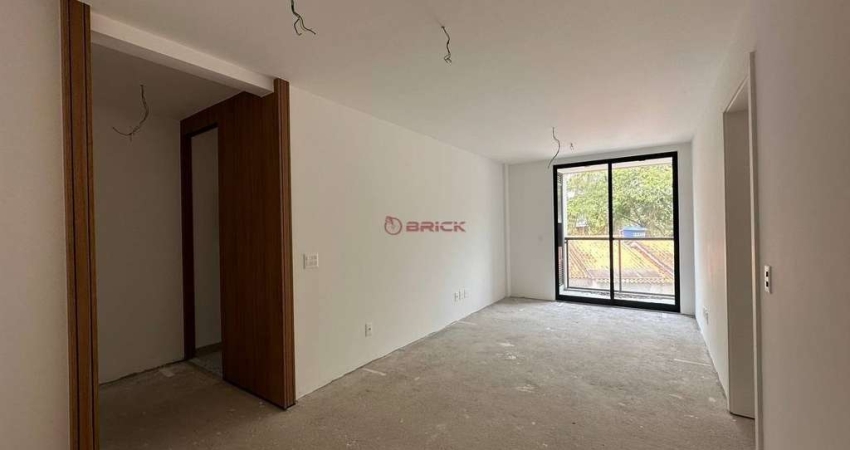 Apartamento com 3 quartos sendo 1 suíte em Agriões - Teresópois/RJ.