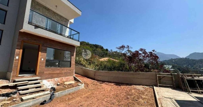 Casa com 3 suítes em condomínio no Golfe - Teresópolis/RJ.