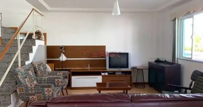 Casa com 4 quartos sendo 2 suítes em Agriões - Teresópolis/RJ