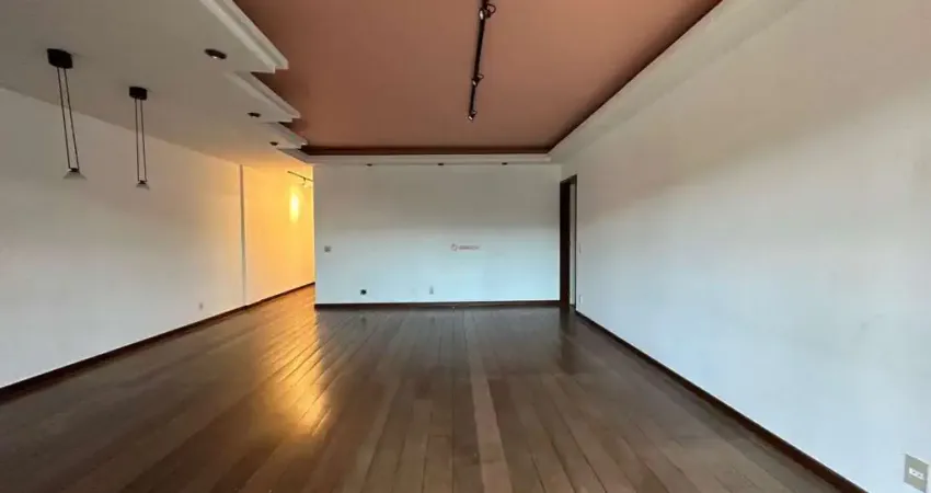 Apartamento com 3 quartos sendo 1 suíte, 180 m² na Várzea - Teresópolis/RJ.