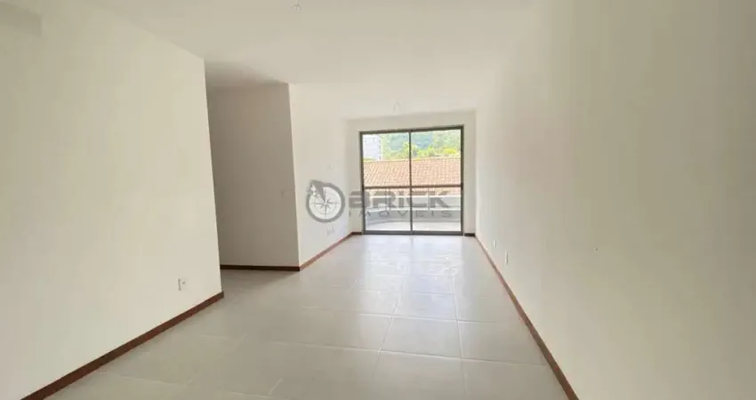 Apartamento com 3 quartos sendo 1 suíte, 100 m² no Alto - Teresópolis/RJ.