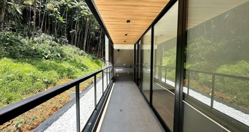 Apartamento com 3 quartos sendo 1 suíte, 92,76 m² no Alto - Teresópolis/RJ