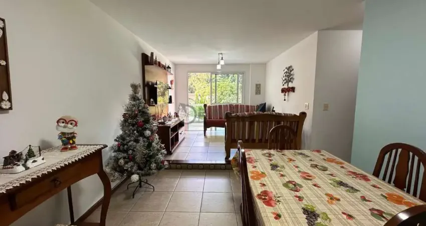 Apartamento à venda com 3 quartos sendo 1 suíte, 100 m² na Várzea - Teresópolis/RJ.