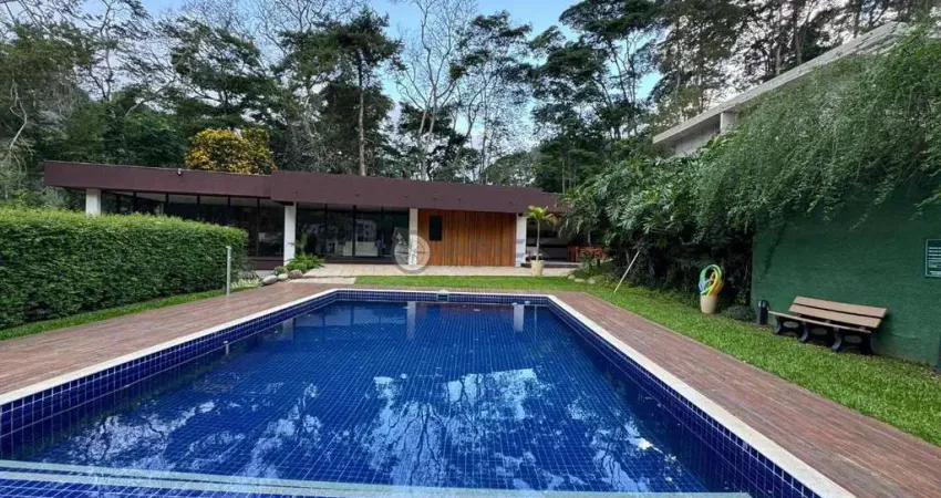 Terreno com leve aclive à venda, 272 m² na Posse - Teresópolis/RJ.