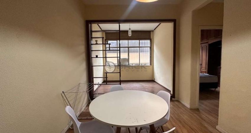 Apartamento para venda com 1 quarto, 38 m² na Várzea - Teresópolis/RJ.