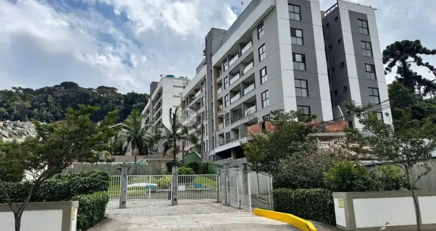 Cobertura para venda com 2 quartos sendo 1 suíte, 146 m² na Ermitage - Teresópolis/RJ.