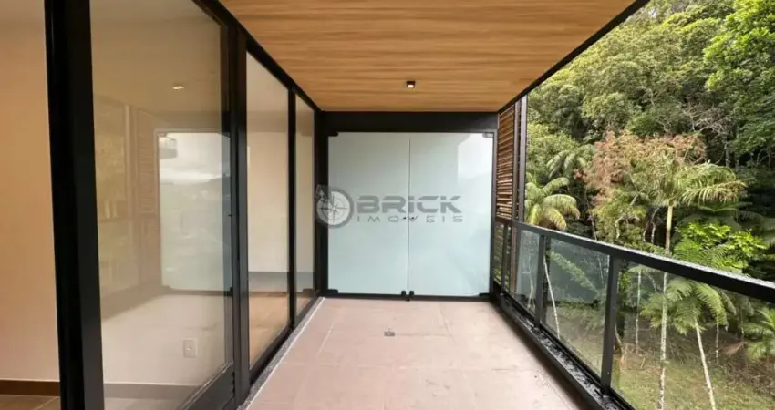 Apartamento para locação com 2 quartos sendo 1 suíte, 65 m² no Alto - Teresópolis/RJ.